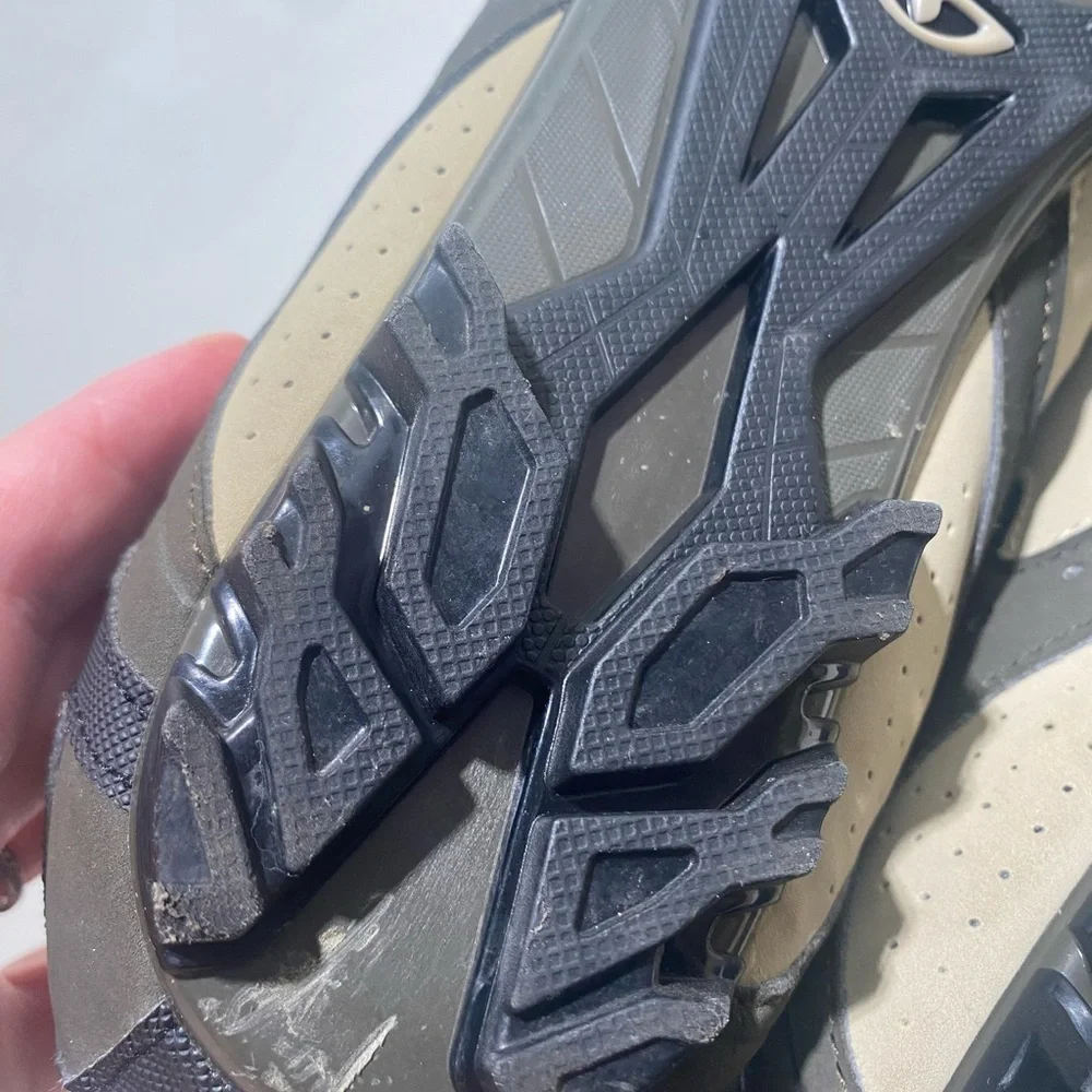 Giro Men's size 12 Cycling Shoes - Black and Tan - Picture 10 of 14